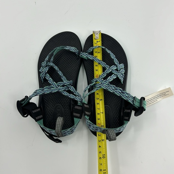 CHACO Girl’s Tribal Blue and Green Print Sandals Size 2 NWT - Picture 10 of 16